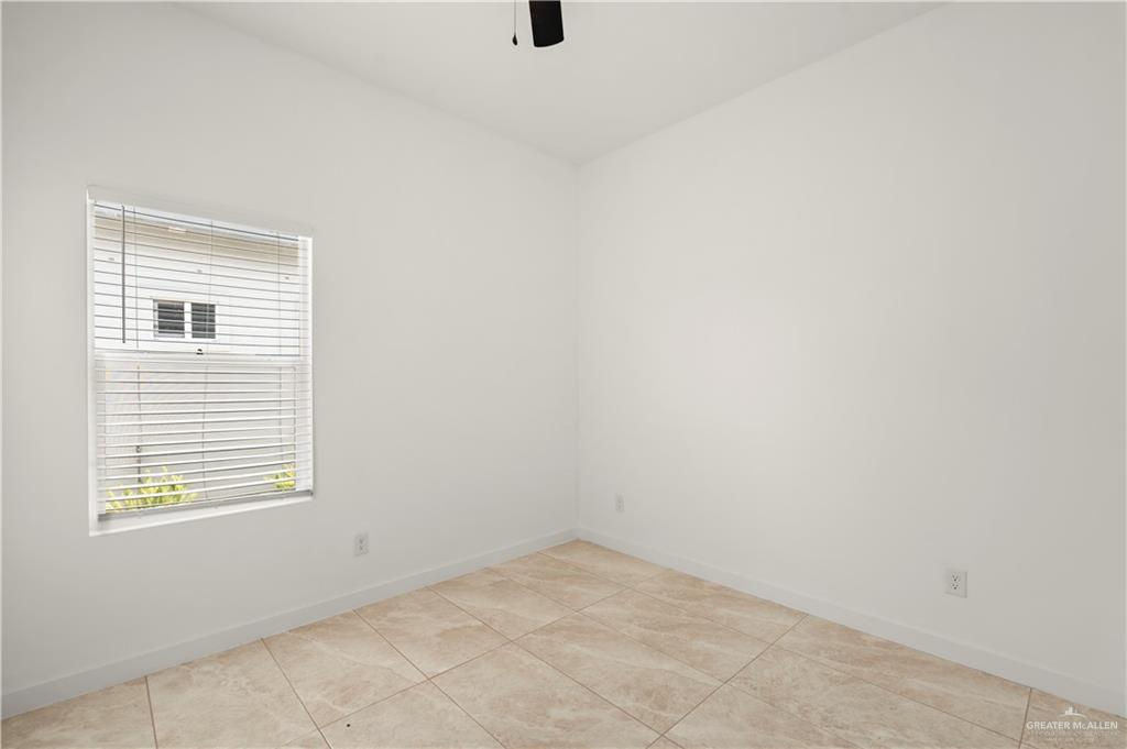 Photo 13 of 412 & 408 Gastel Circle