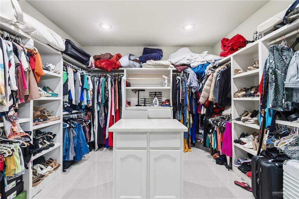 Photo 11 of 5104 Highland Avenue