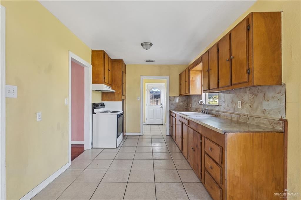 Photo 4 of 1141 Bowie Avenue