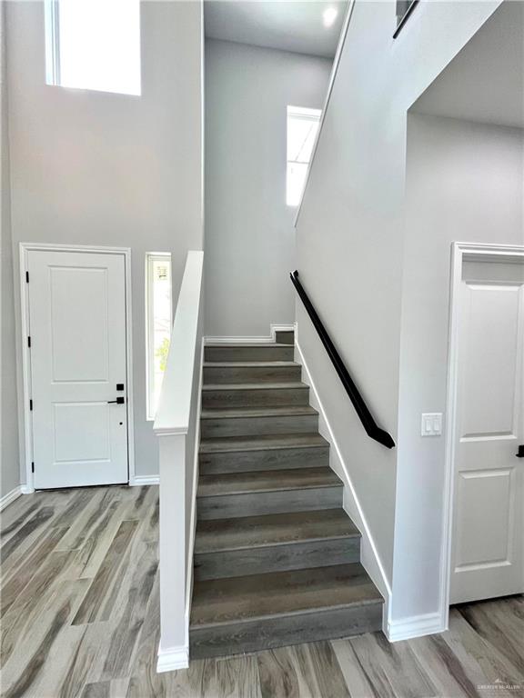 Photo 11 of 2332 Peking Street