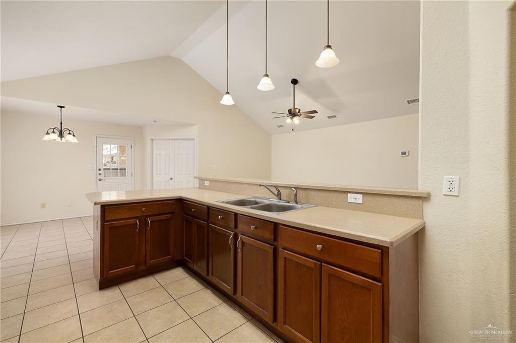 Photo 7 of 4921 47th Street