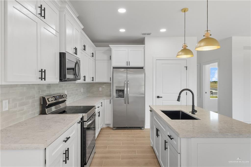 Photo 7 of 1514 Karianna Drive