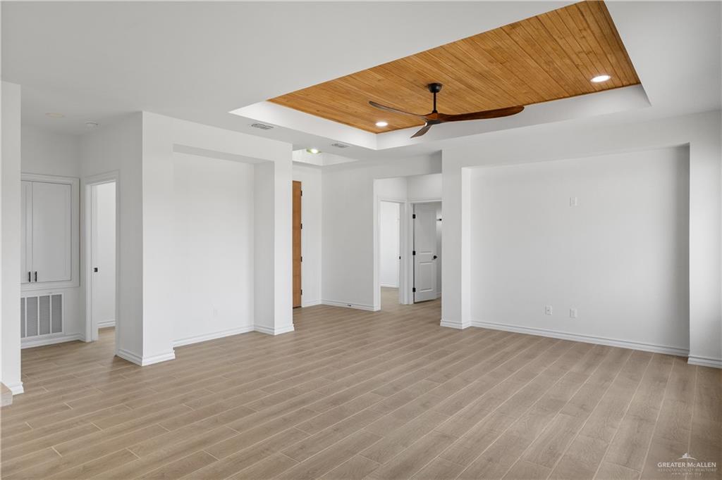 Photo 8 of 1514 Karianna Drive