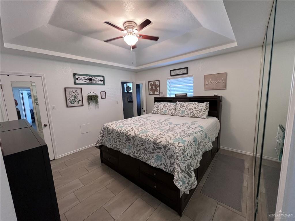 Photo 9 of 925 Katrin Drive