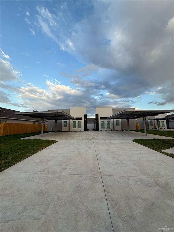 Photo 2 of 804 Dove Avenue #1