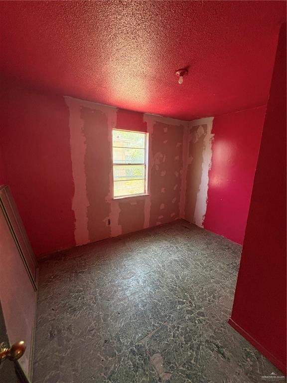Photo 9 of 712 Llano Grande Street