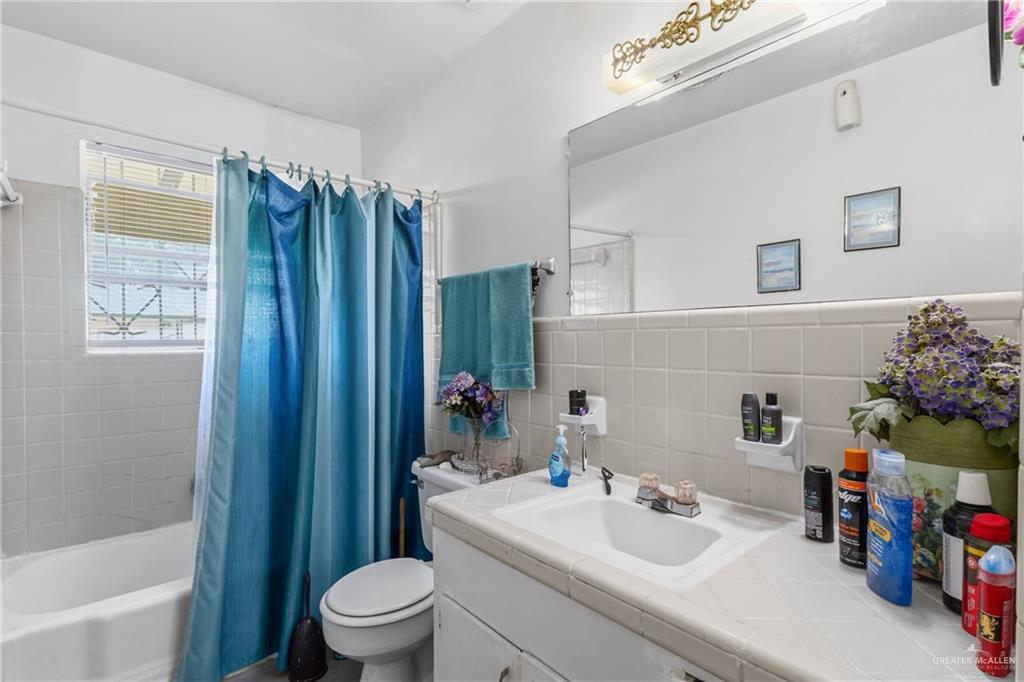 Photo 21 of 303 7th Street