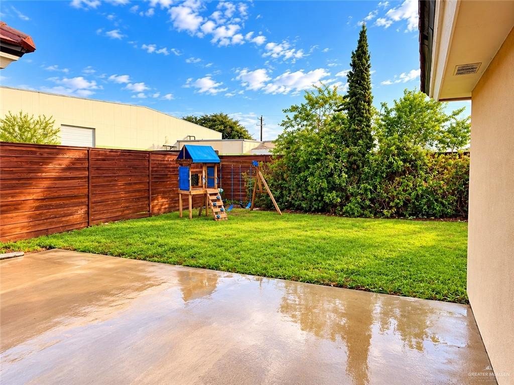 Photo 8 of 5012 Sonora Avenue