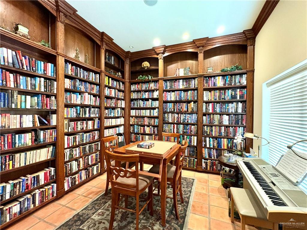 Photo 11 of 2224 Seagull Lane