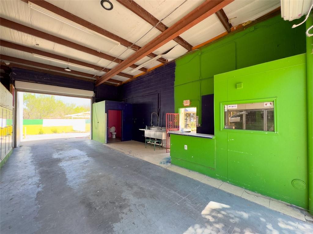 Photo 8 of 1602 Griffin Parkway