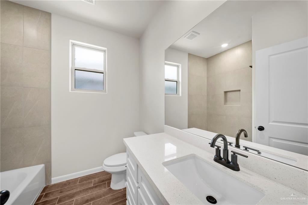Photo 4 of 9614 34th Lane