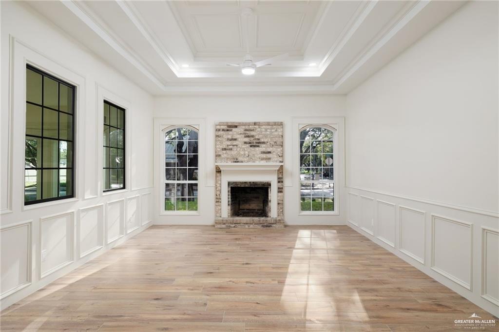 Photo 2 of 5505 4th Street