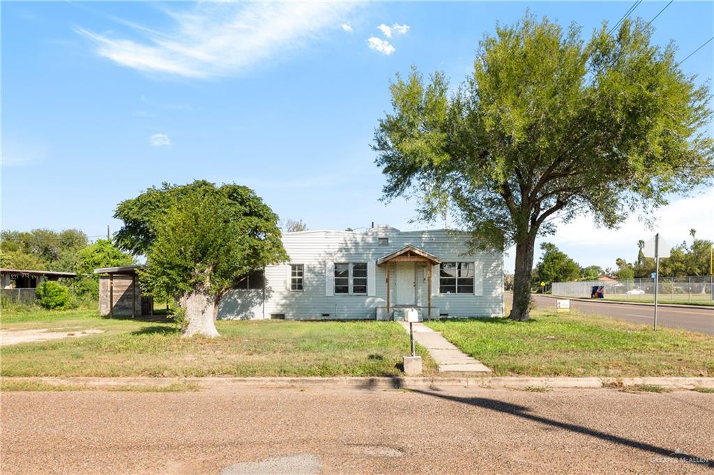 Photo 1 of 1600 Oblate Avenue, Mission