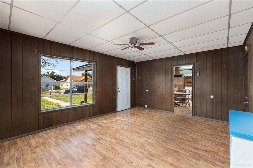 Photo 3 of 1600 Oblate Avenue