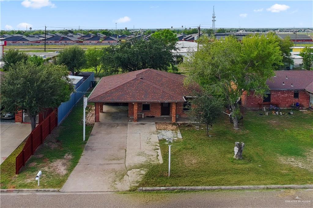 Photo 19 of 924 Greenlawn Street