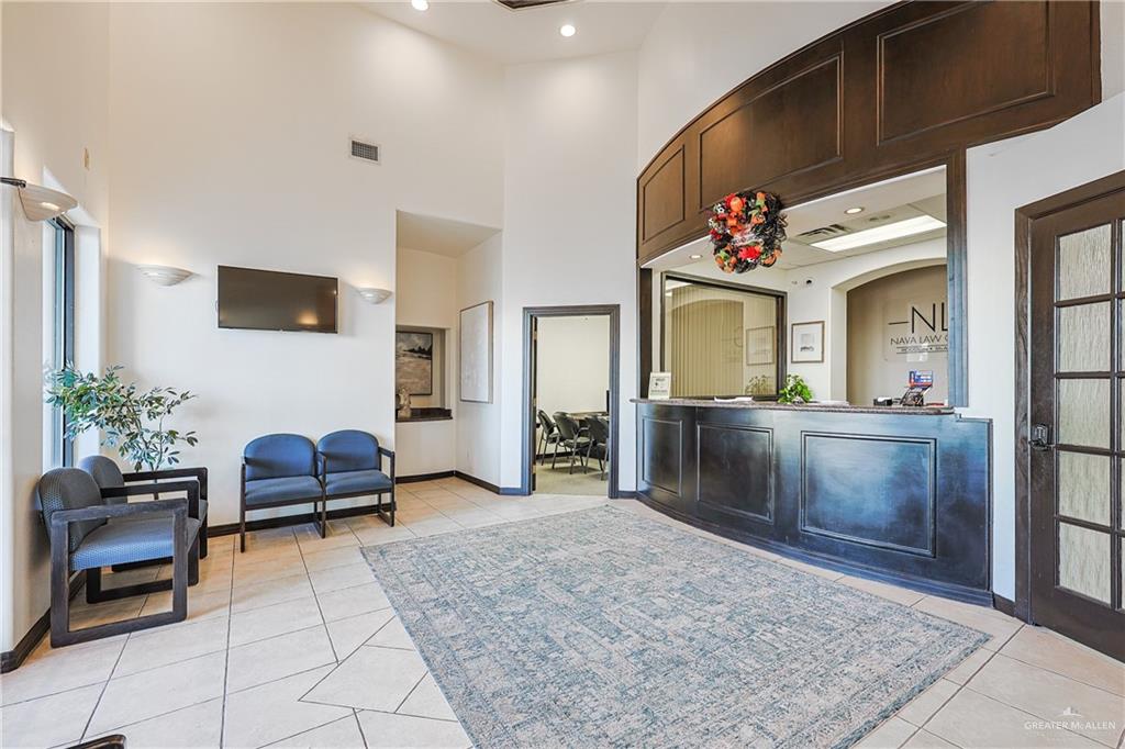 Photo 3 of 2001 Nolana Avenue