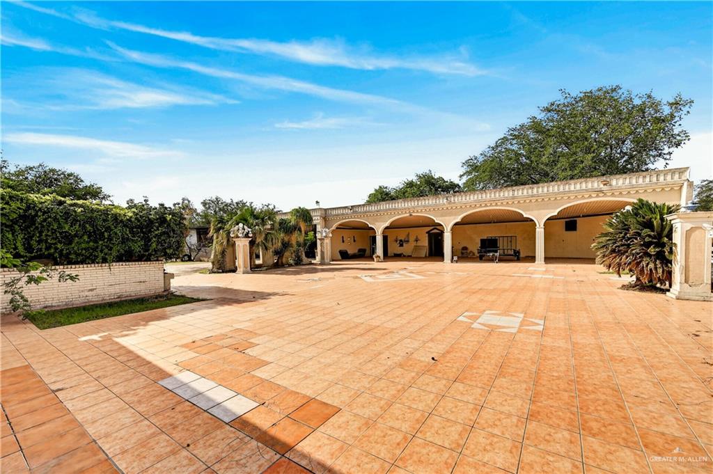 Photo 3 of 1213 Loop 374