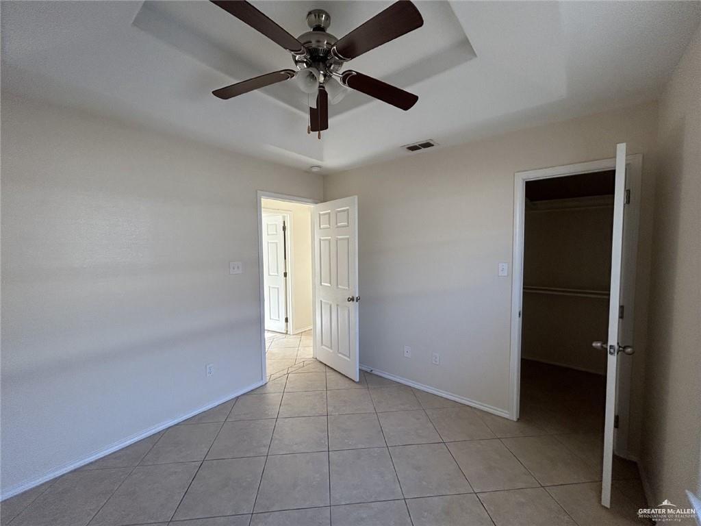 Photo 11 of 314 Albatross Avenue