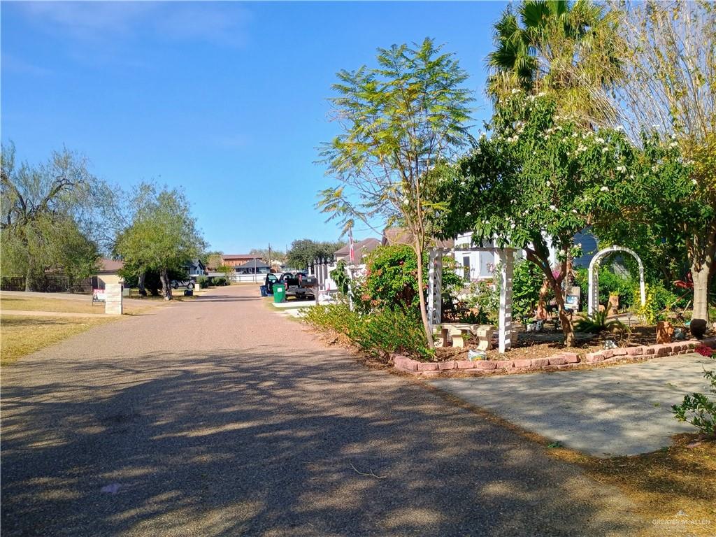 Photo 10 of 972 Kika De La Garza Boulevard
