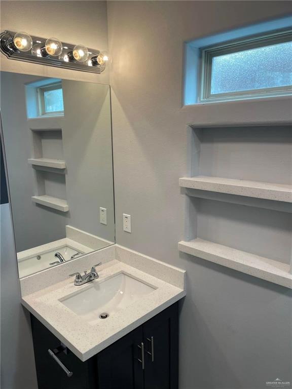 Photo 13 of 2709 Primrose Avenue