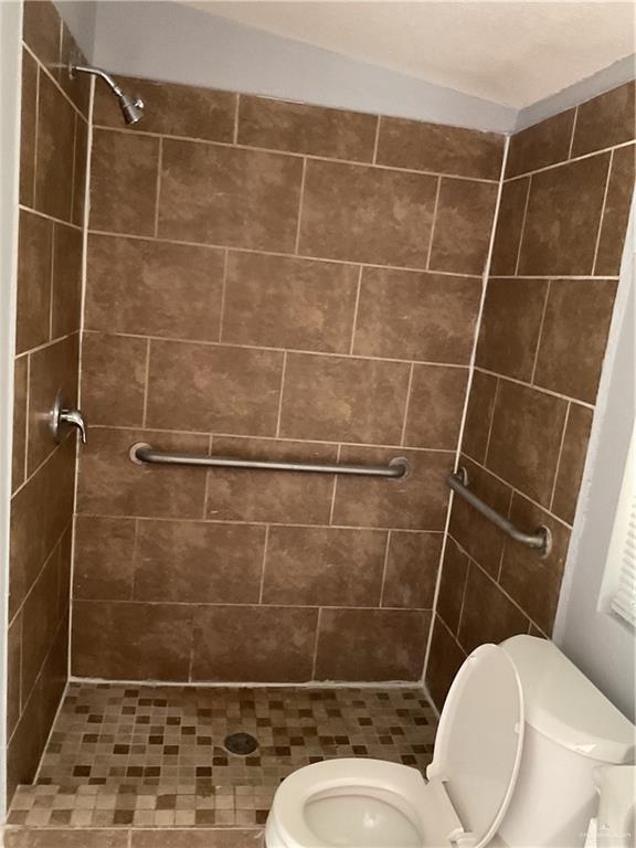 Photo 21 of 2108 Garland Drive