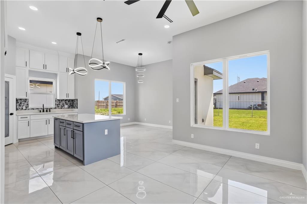 Photo 7 of 3560 Las Brisas Street