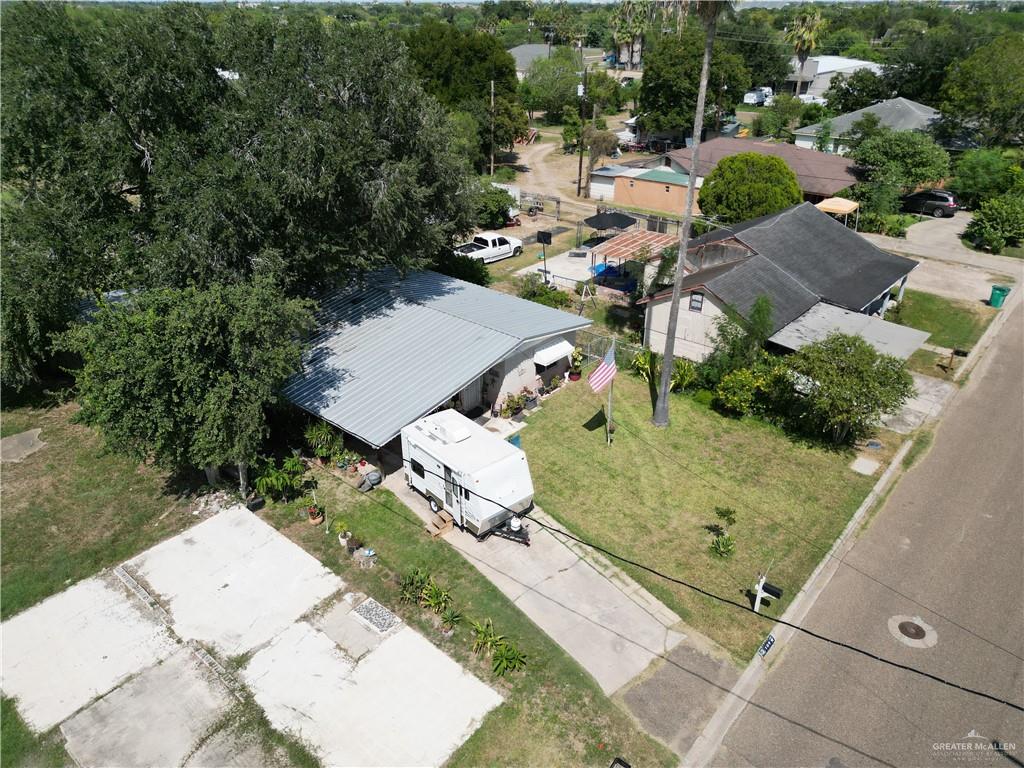 Photo 2 of 109 Mcdonald Avenue