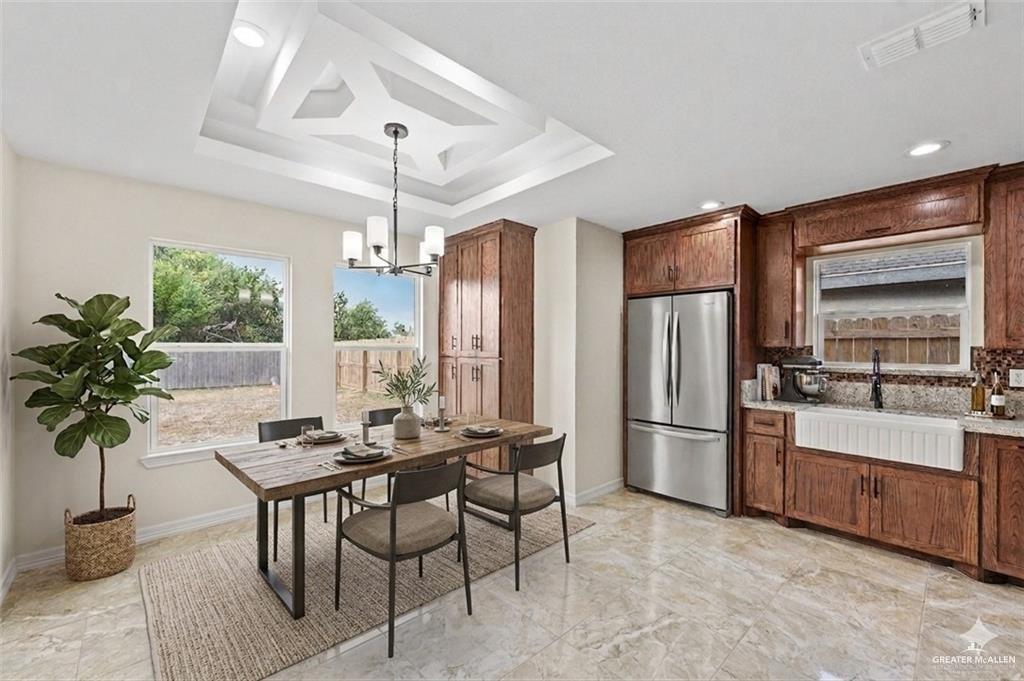 Photo 6 of 617 Tower Oak Drive