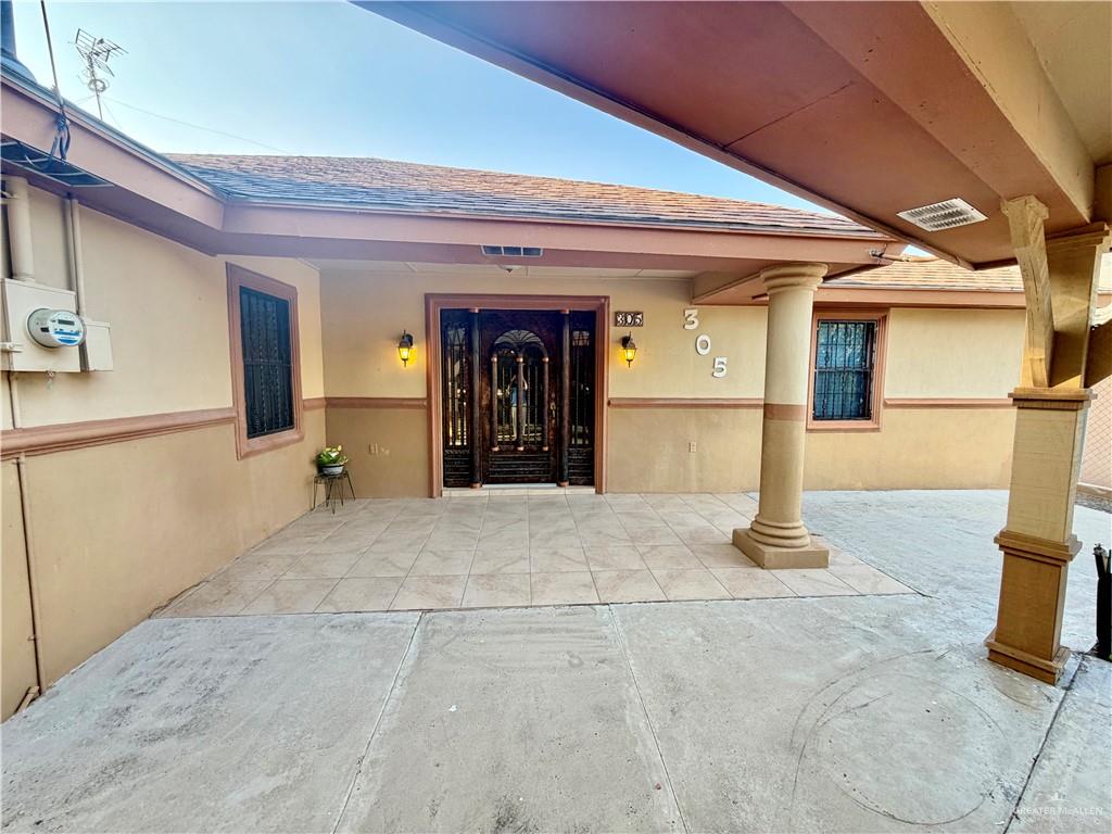 Photo 2 of 305 Elias Lopez Street