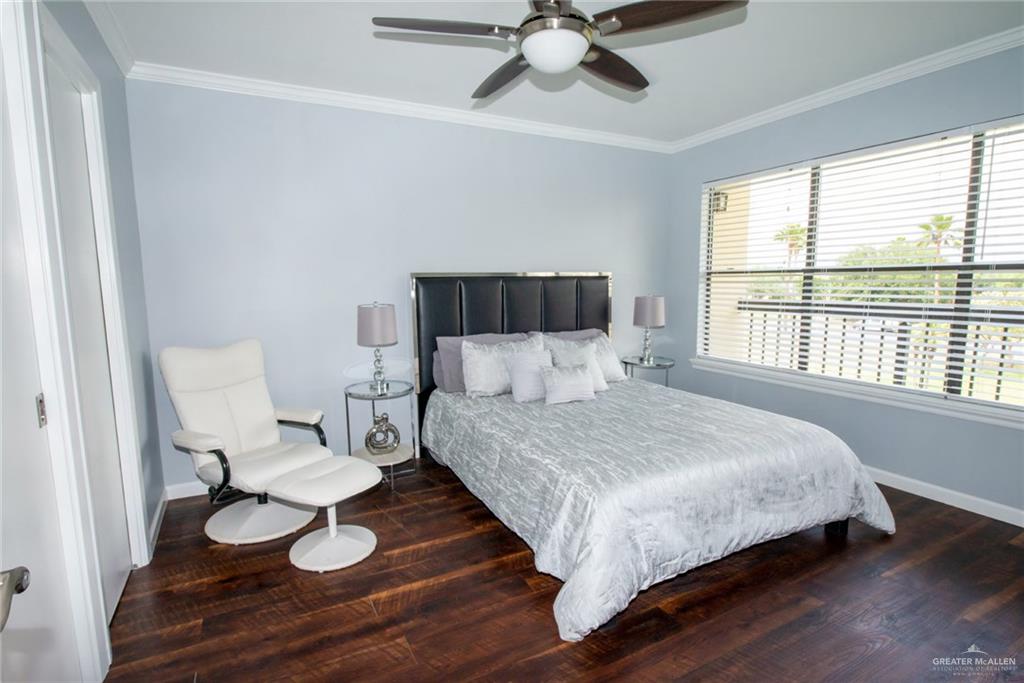 Photo 5 of 2900 Ashley Drive #304