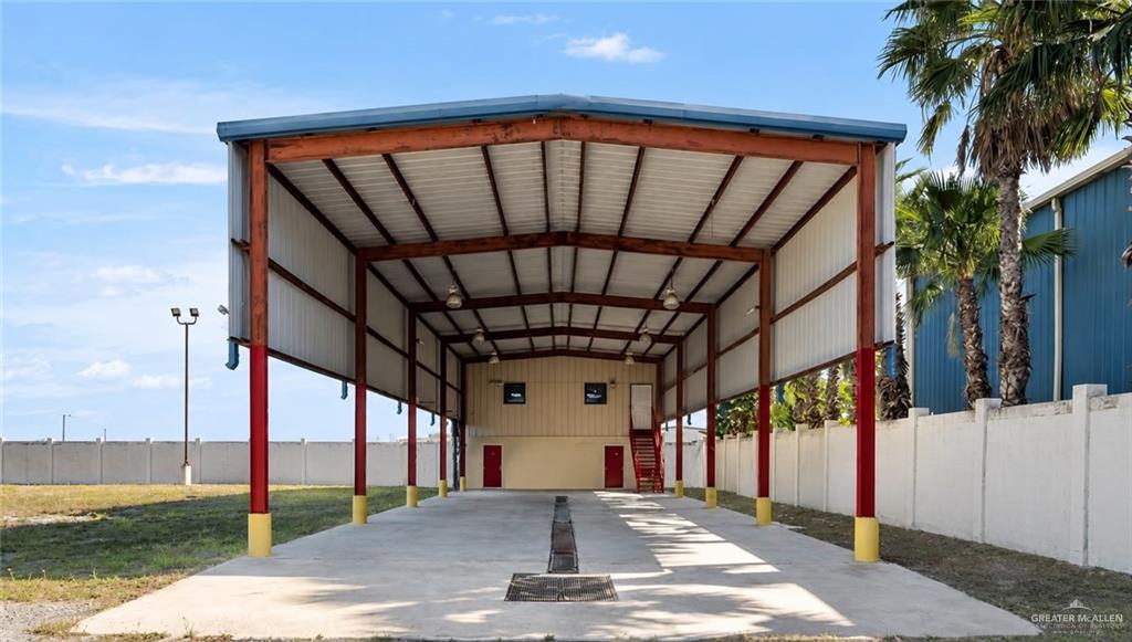 Photo 3 of 107 Zavala Avenue