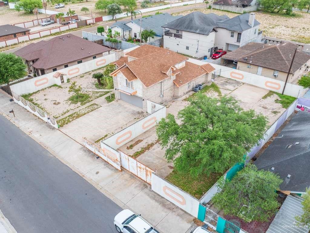 Photo 18 of 1821 Plainview Drive