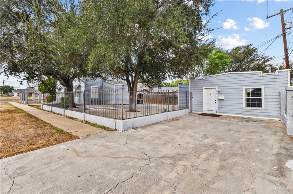 Photo 15 of 621 10th Street