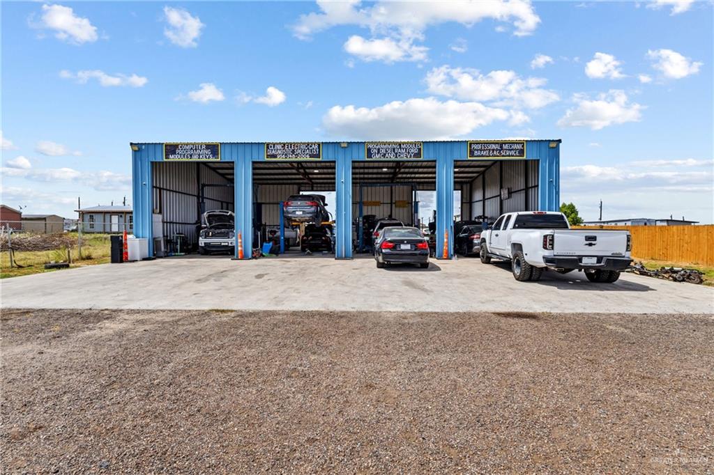 Photo 4 of 24013 Uresti Road