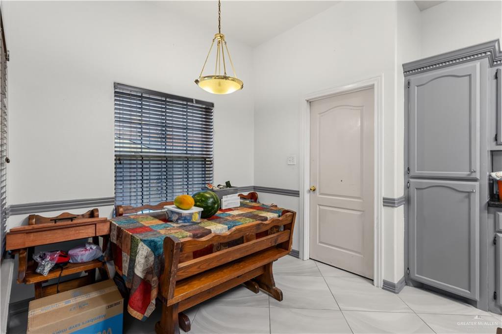 Photo 4 of 3512 Warbler Avenue