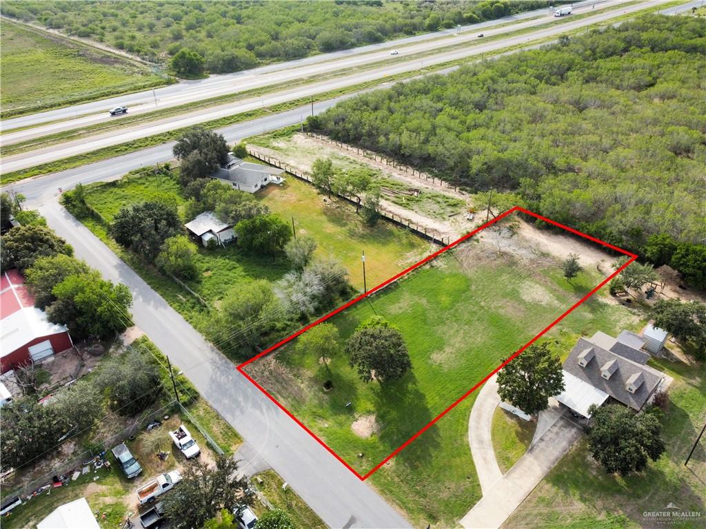 Photo 2 of 204 Los Cerritos Circle