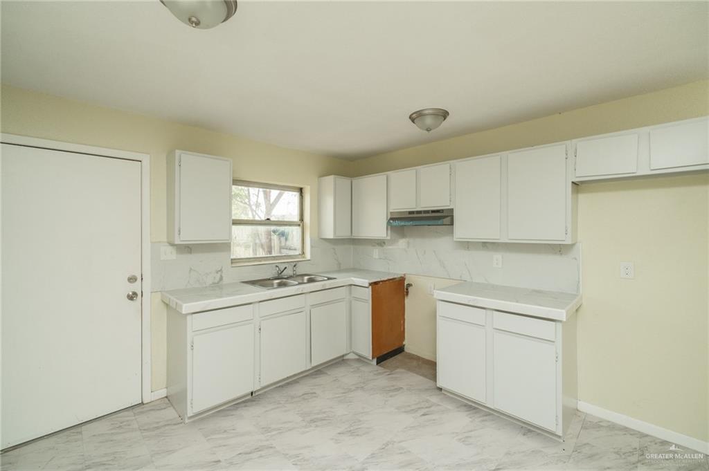 Photo 6 of 861 Sombra Street