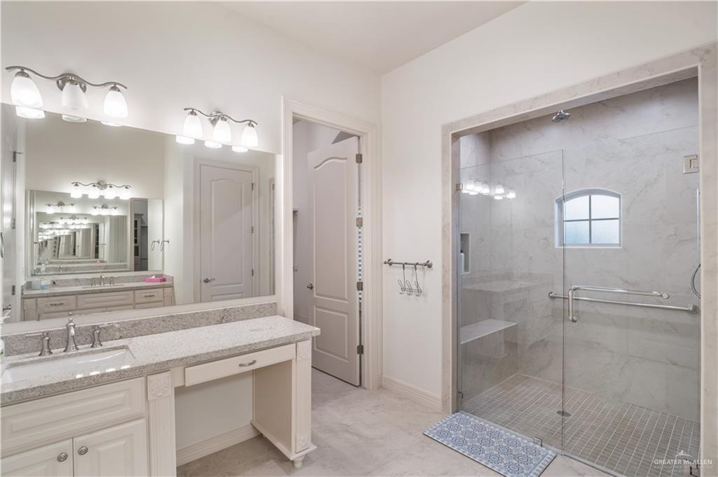 Photo 12 of 2820 Cuarzo Street