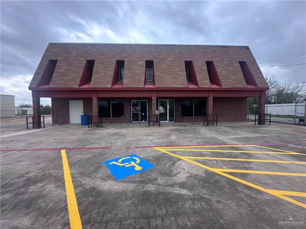 Photo 1 of 310 Brazil Street, Hidalgo