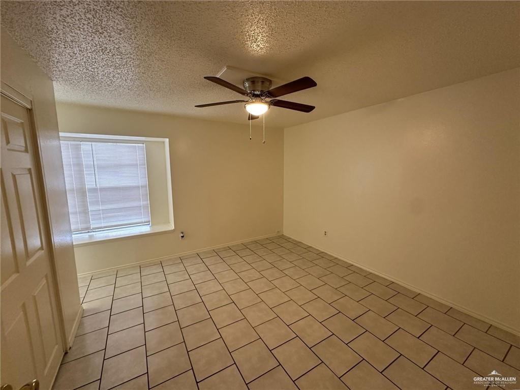 Photo 9 of 2916 Cynthia Street