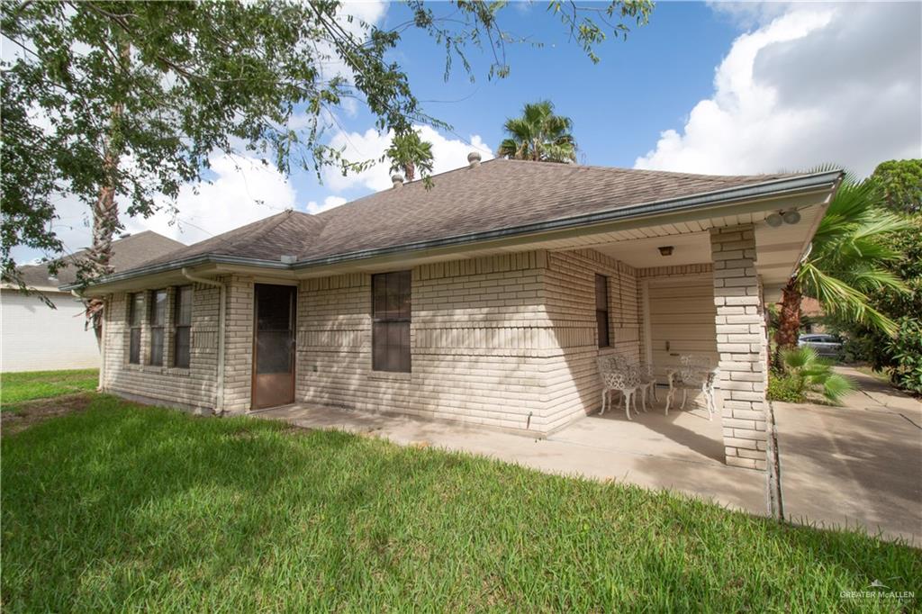 Photo 16 of 2713 Rhett Drive