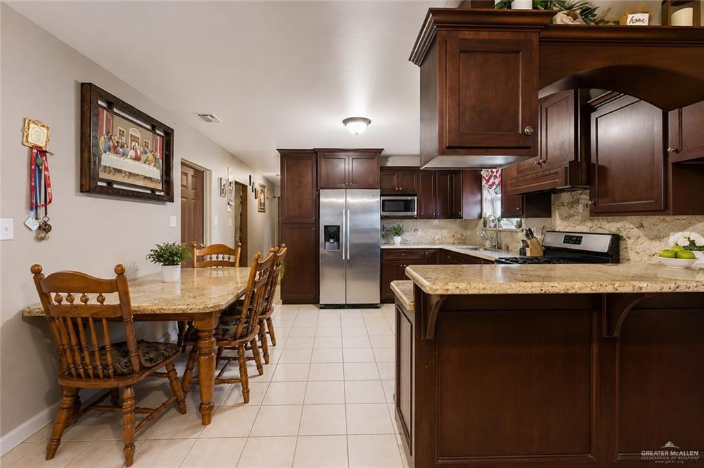 Photo 3 of 9400 Marisol Drive
