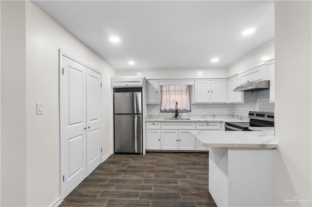 Photo 14 of 211 Gastel Circle #4