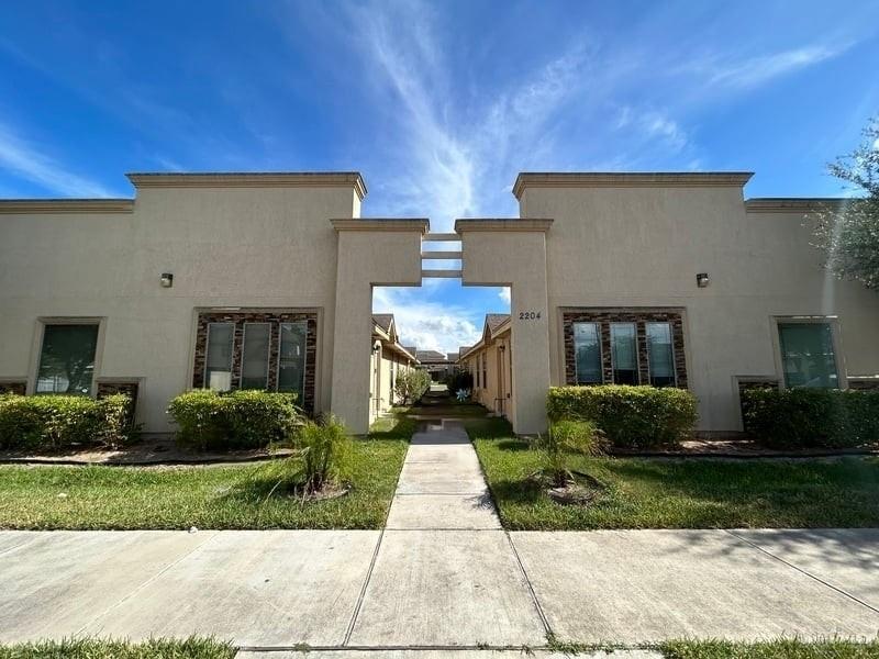 Photo 1 of 2120 Taxco Court #4, Edinburg
