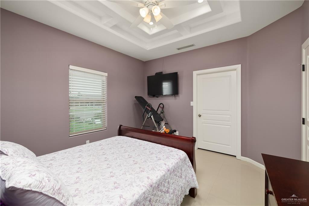 Photo 11 of 1505 Yarely Street
