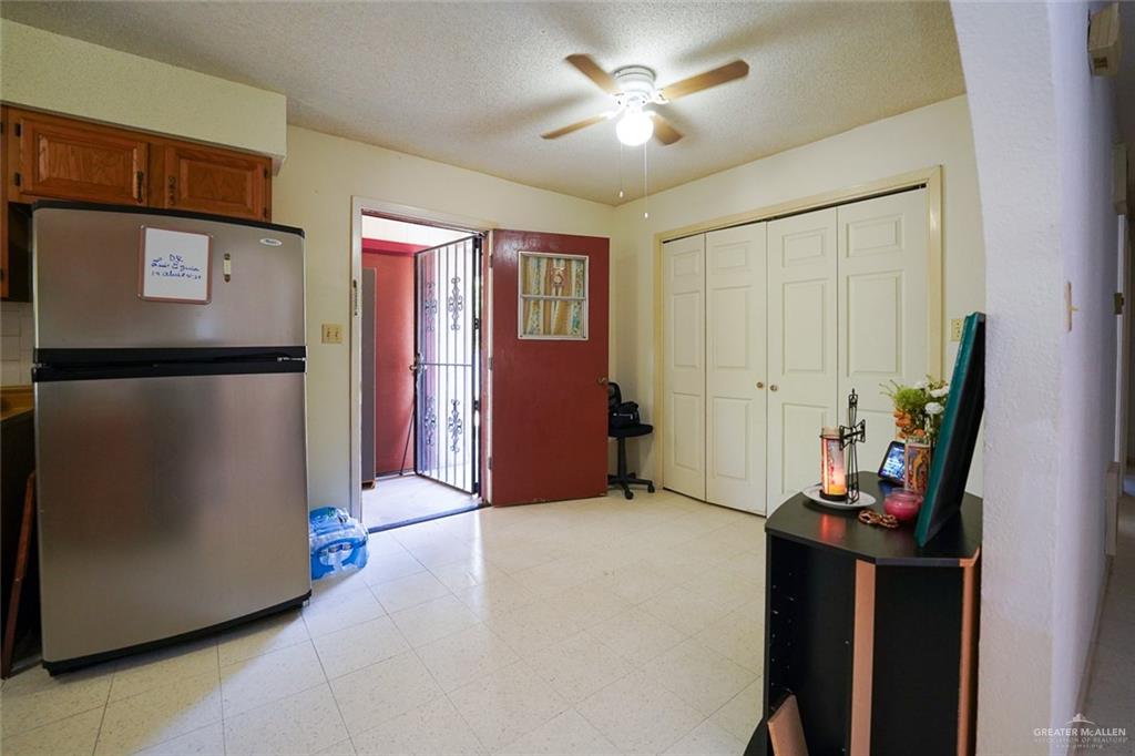 Photo 18 of 2803 Minnie Avenue