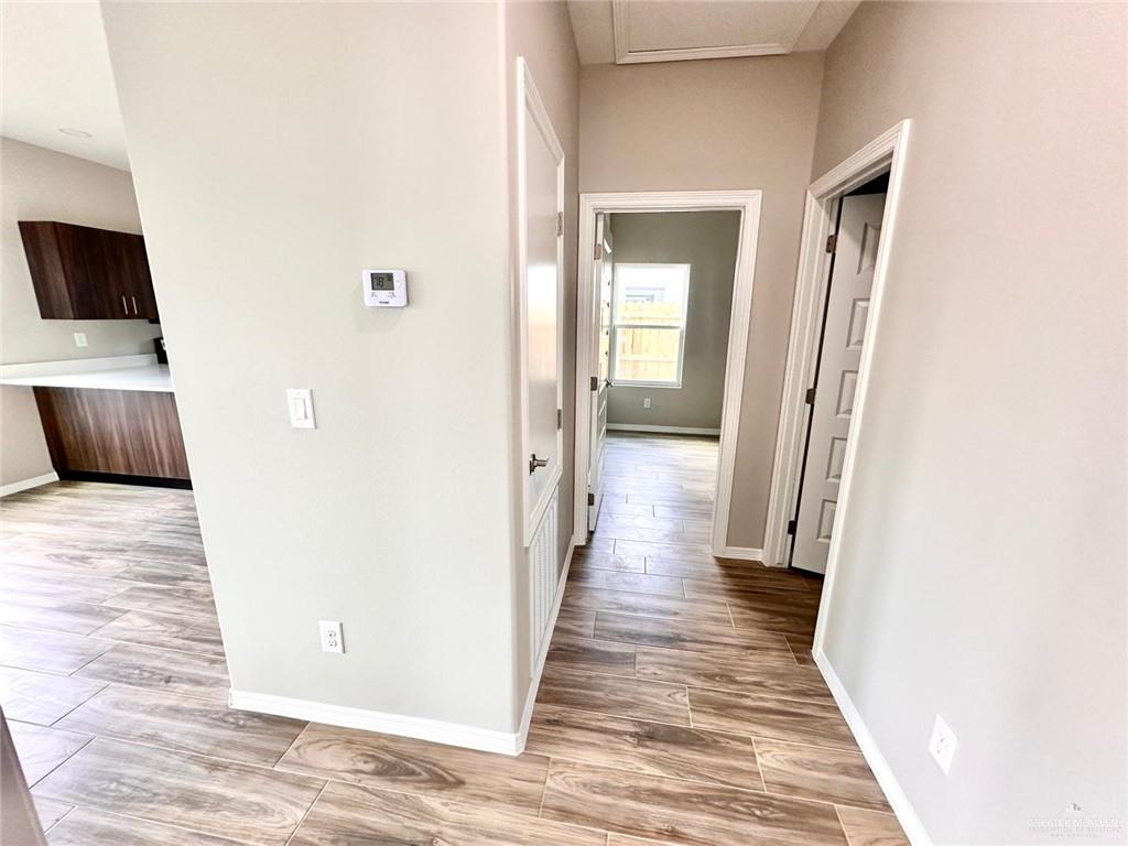 Photo 6 of 3908 Walnut Avenue #2