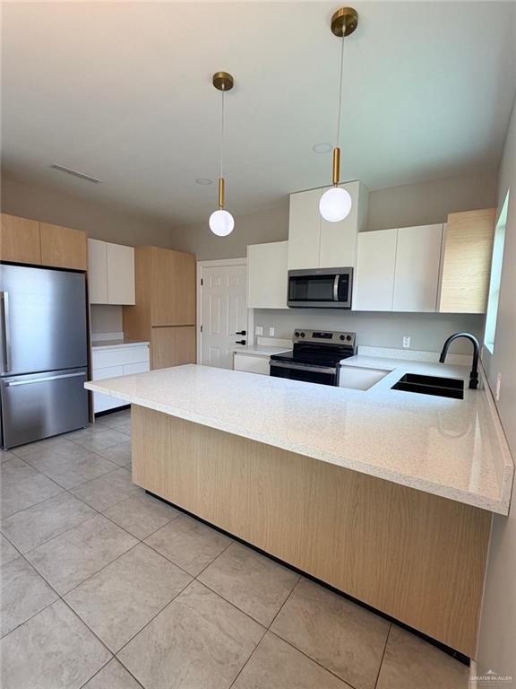 Photo 6 of 405 Alexandrite Avenue #2