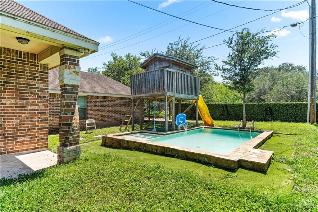 Photo 14 of 5011 Aguajito Street