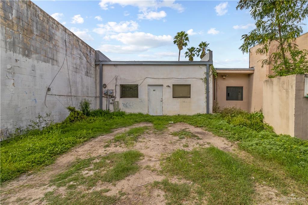 Photo 13 of 509 Nolana Avenue